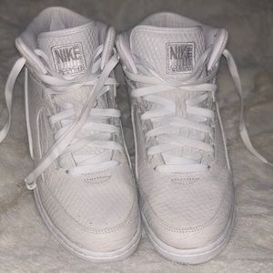 NIKE
Air Python SP sneakers